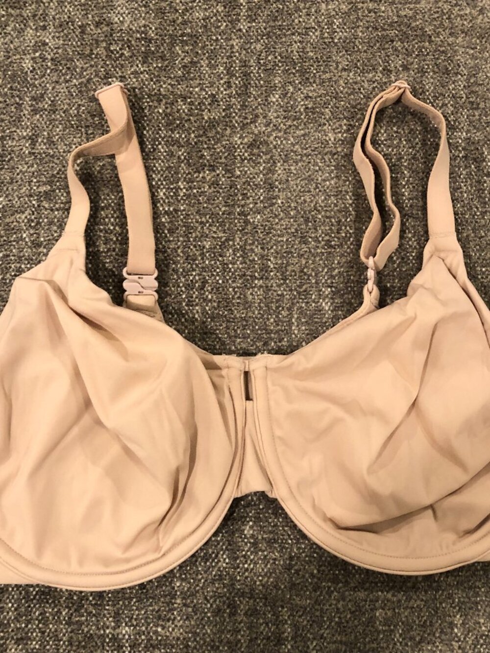 Bare Necessities Underwire Bra, Size 38 DDD (F)